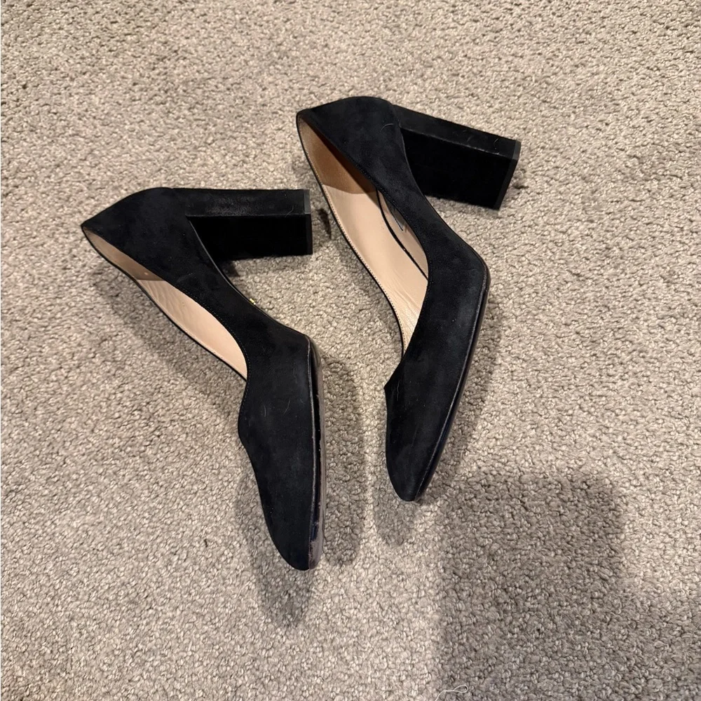 Prada Women's Classic Black Heels - Picture 3 of 10